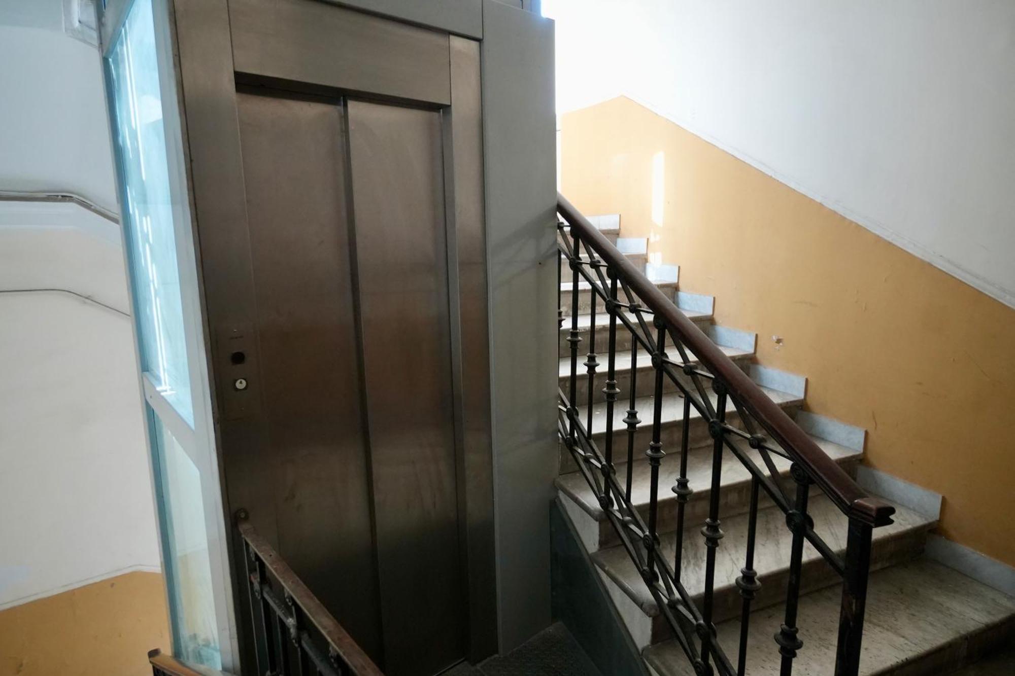 Residenza Vecchia 60 Apartment Naples